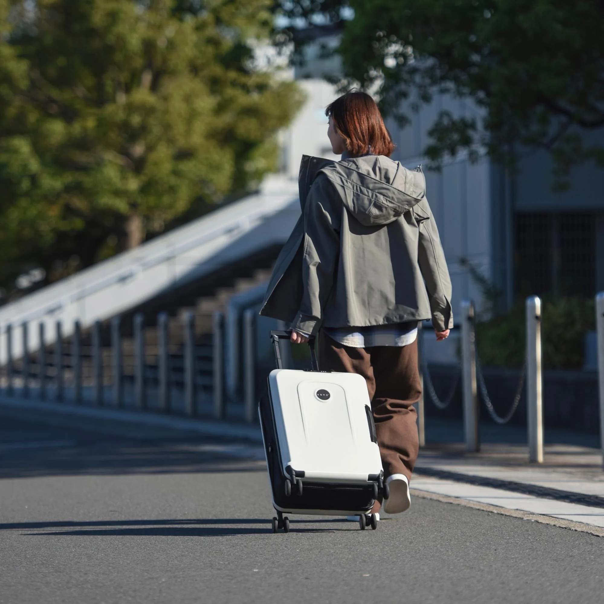 senz° foldaway｜ 旅も日常も軽くなる、折りたたみ式スーツケース - Image 12
