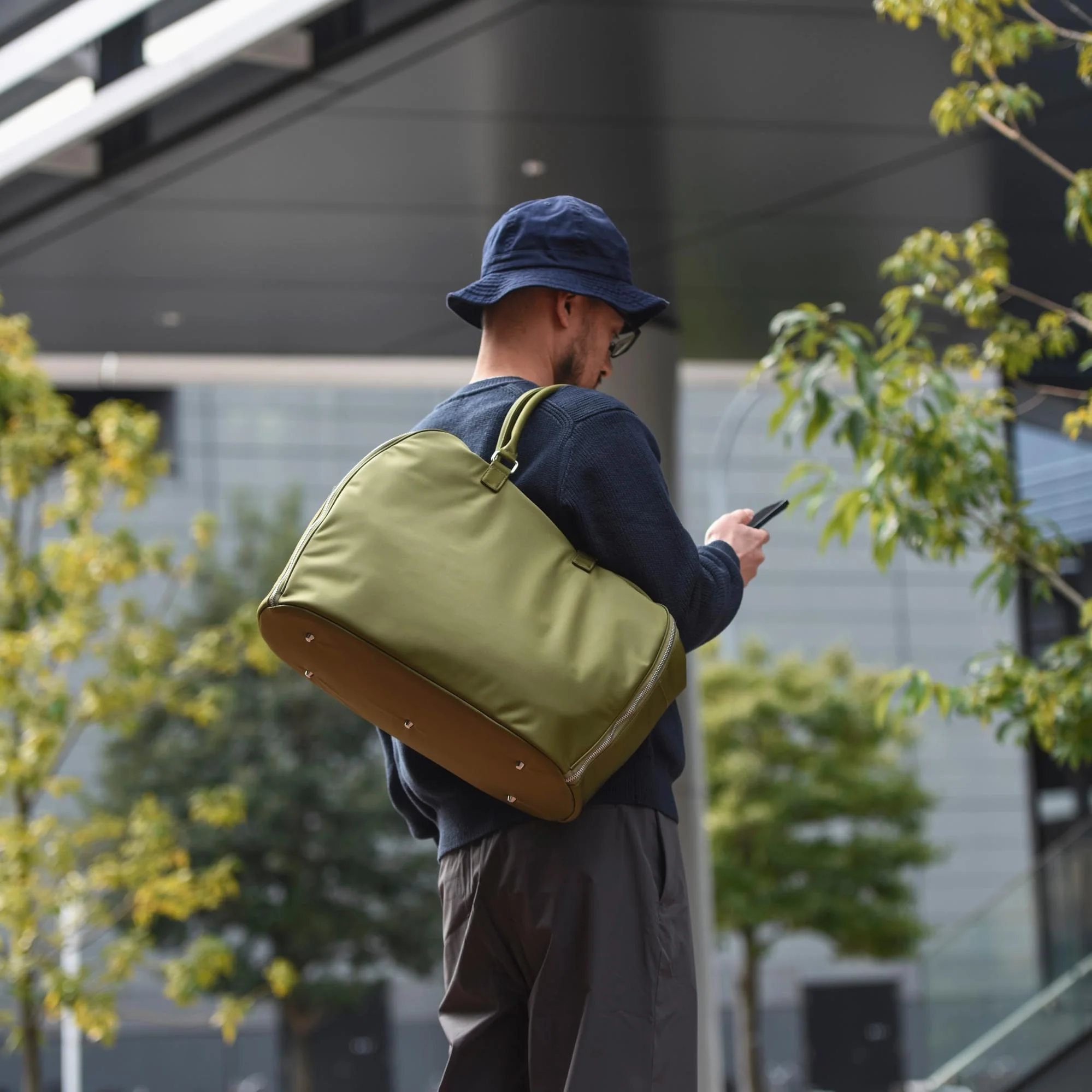 漁網ナイロンウィークエンドボストンバッグ｜軽くてたっぷり入る、2～3泊の旅バッグ - Image 3