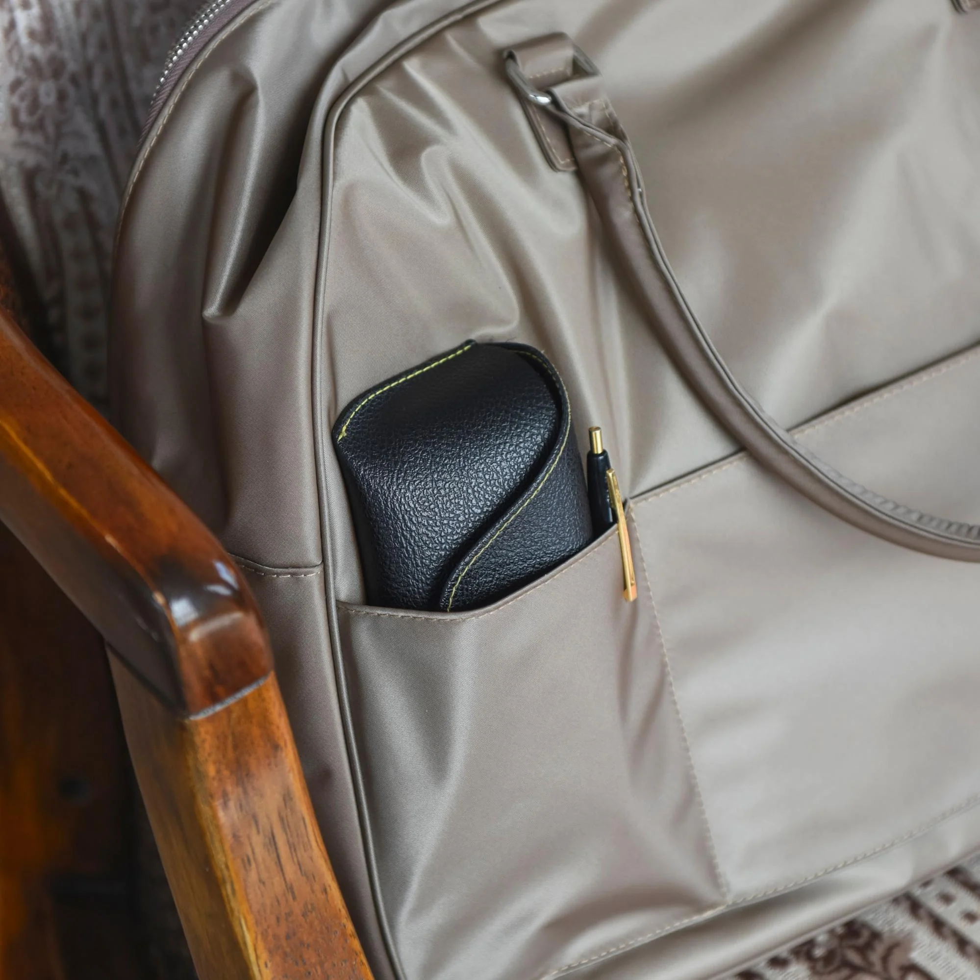 漁網ナイロンウィークエンドボストンバッグ｜軽くてたっぷり入る、2～3泊の旅バッグ - Image 5